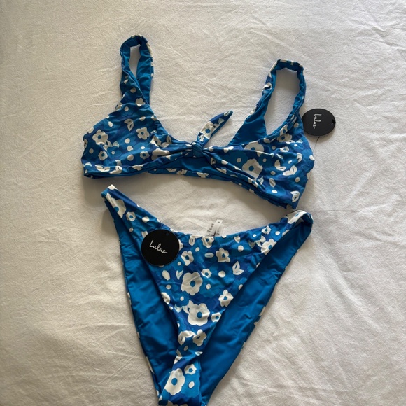 Lulus Sandy Dandy Blue Floral Print Tie-front Bikini Top - Size S - Picture 2 of 2